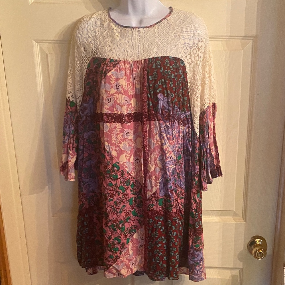 Umgee Cream Lace Yoke Patchwork Mini Dress with Pink & Purple Floral